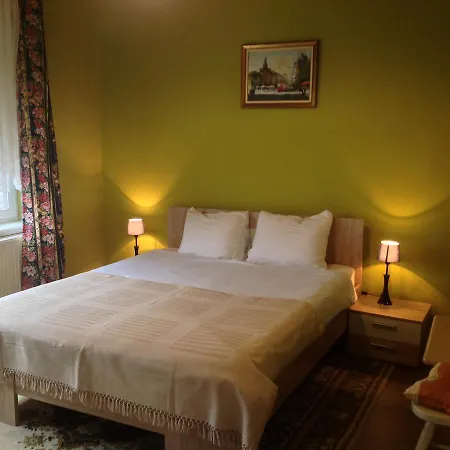 Svetlana Gæstehus 3*